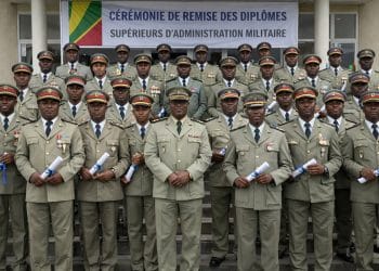 Trente-trois officiers de la Force publique obtiennent le diplôme supérieur d&rsquo;administration militaire