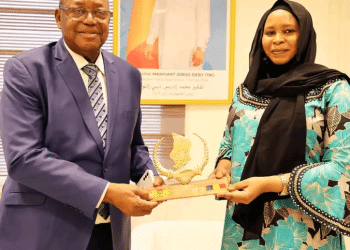 Diplomatie : Valentin Ollessongo fait ses adieux aux autorités tchadiennes