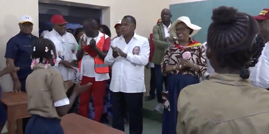 Owando : Denis Sassou Nguesso à « l’École des trois Présidents », un retour aux sources entre émotion et ambition numérique