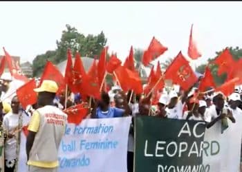 Sélectionner La Cuvette : « Raz-de-marée » humain pour la victoire par K.O. de Sassou Nguesso La Cuvette : « Raz-de-marée » humain pour la victoire par K.O. de Sassou Nguesso