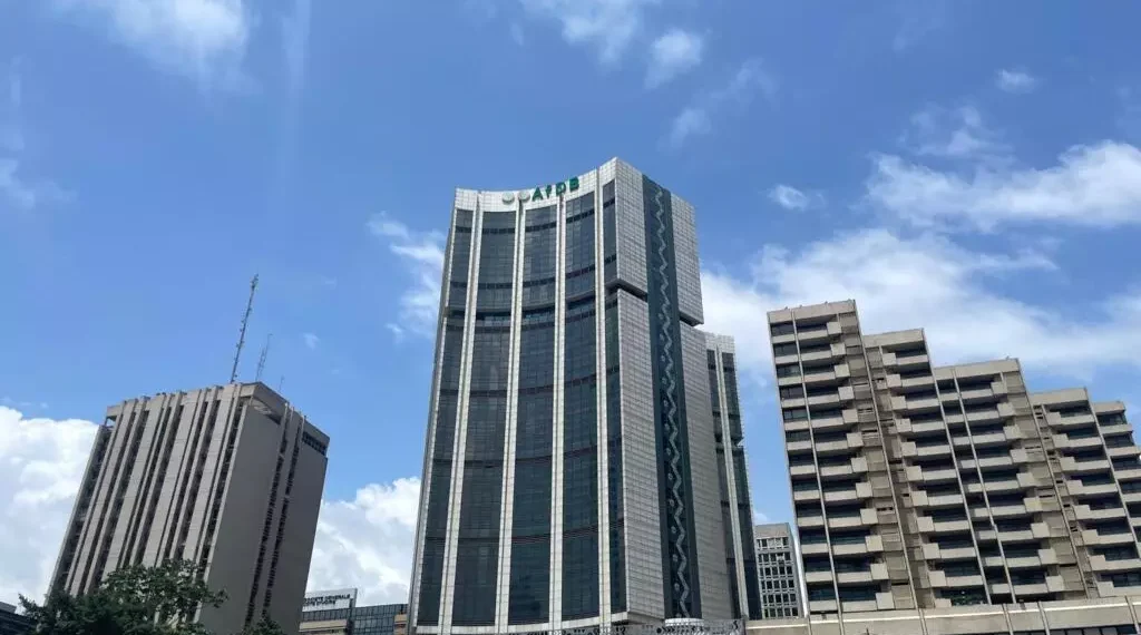 Financer l’Afrique par l’Afrique : le pari colossal de la BAD pour mobiliser l’épargne locale