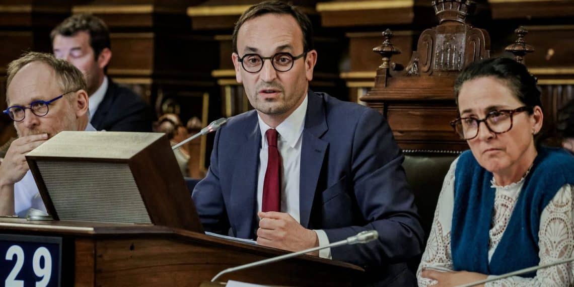 Bordeaux renonce à un héritage africain : un tournant dans la politique de restitution des biens culturels