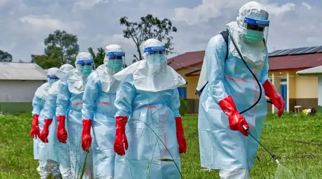 Alerte Ebola en RDC : Pourquoi les soignants sont-ils attaqués par la population en plein cœur de l'épidémie ?