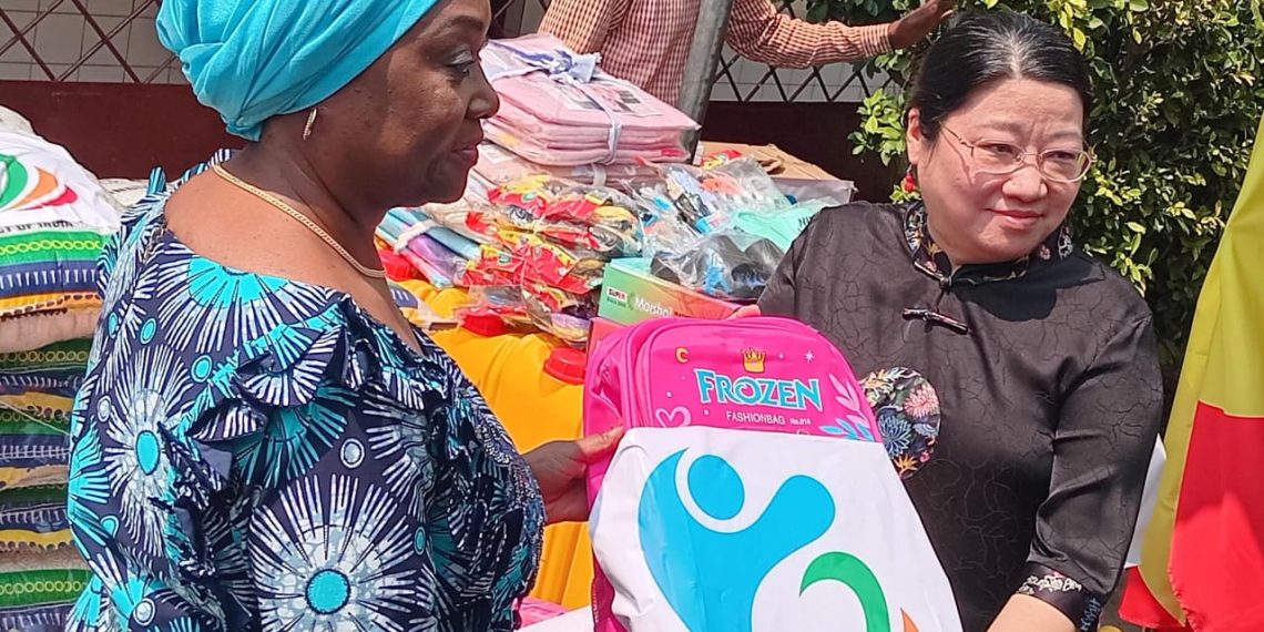 L'incroyable élan de générosité de la Chine pour sauver l'avenir des orphelins congolais