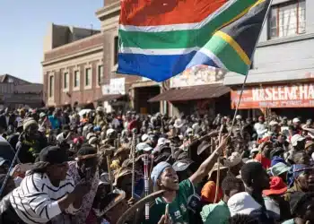 Afrique du Sud : Des milices défient ouvertement le président et poursuivent la traque des migrants
