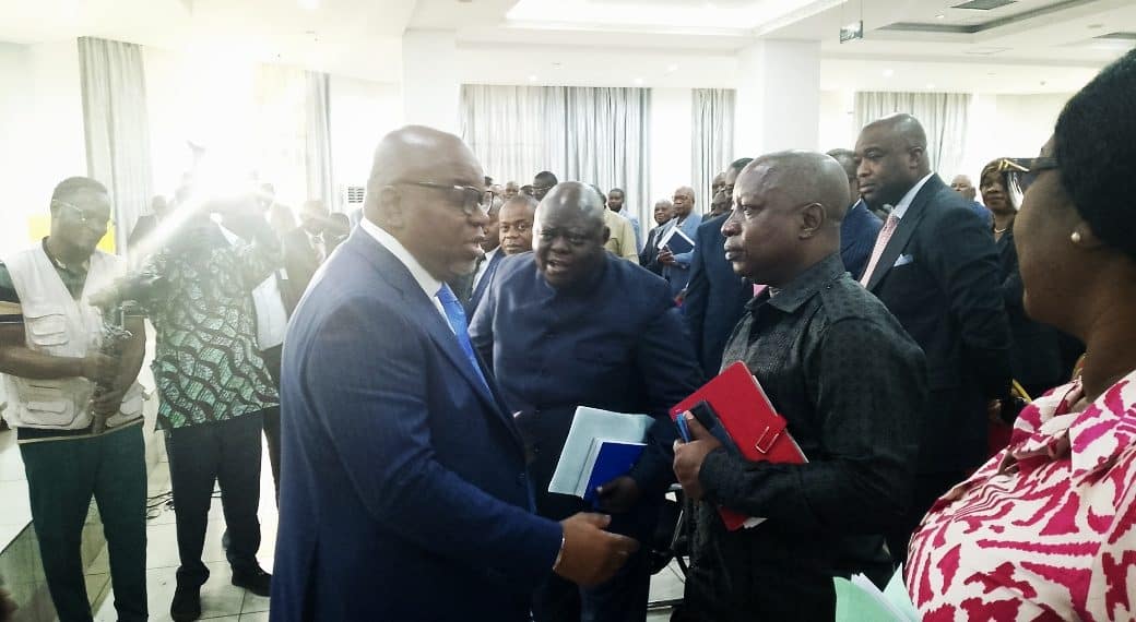 Eau et électricité au Congo : Itoua promet d’éradiquer les délestages et les pénuries d'ici 2028