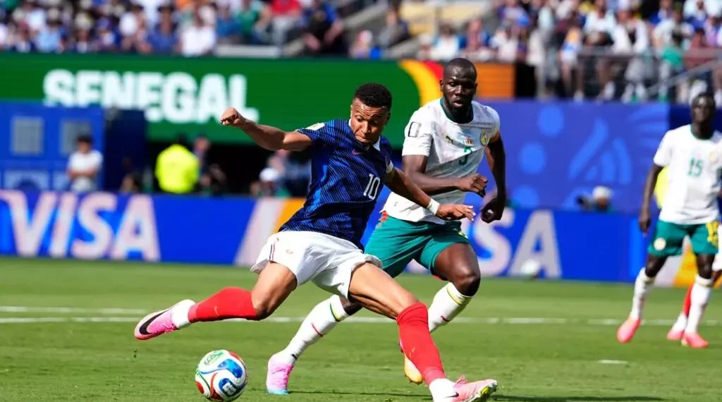 Coupe du monde 2026 : Le Sénégal subit la loi d'un Kylian Mbappé historique au MetLife Stadium !