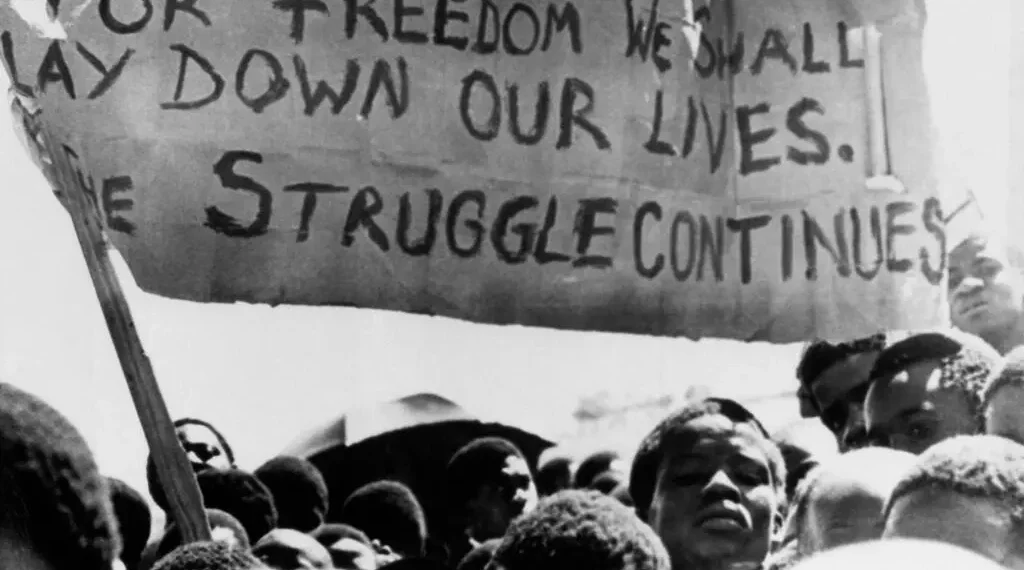 Apartheid 50 ans après : Pourquoi la révolte de Soweto fait encore trembler l'Afrique du Sud en 2026