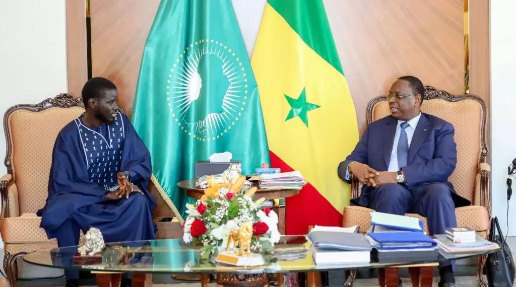Sénégal : Macky Sall rentre à Dakar pour un tête-à-tête avec le président Diomaye Faye