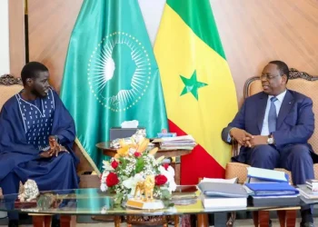 Sénégal : Macky Sall rentre à Dakar pour un tête-à-tête avec le président Diomaye Faye