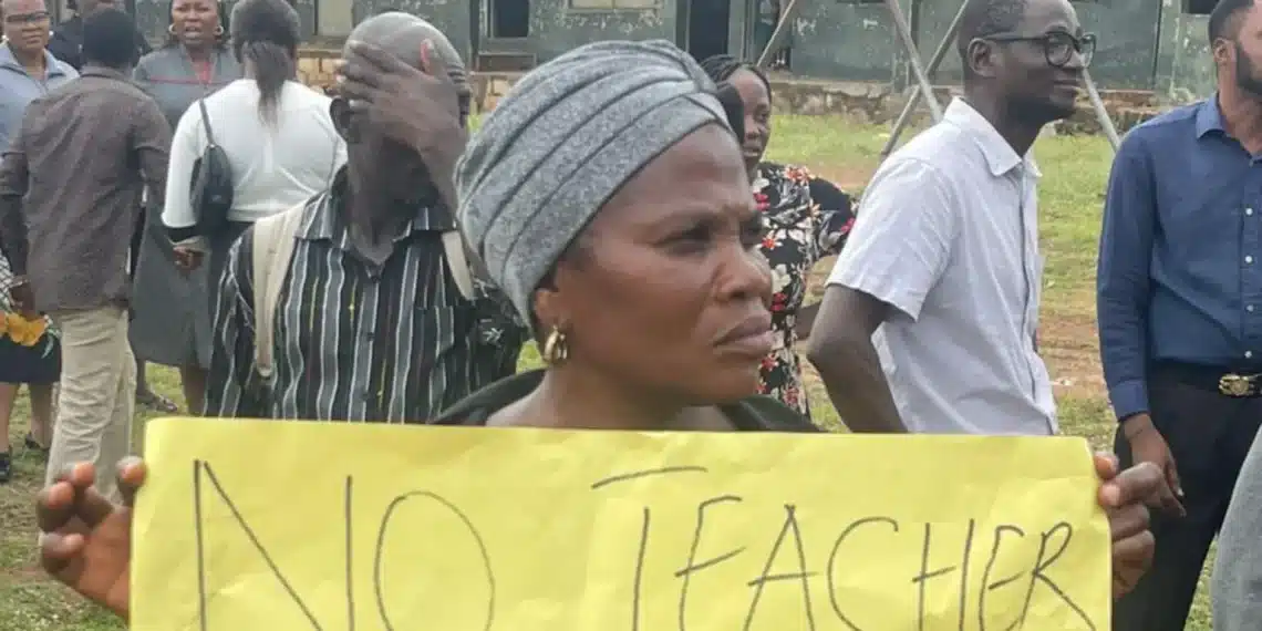 Opération au Nigeria : 44 enfants et enseignants kidnappés libérés dans le sang après deux mois d'enfer