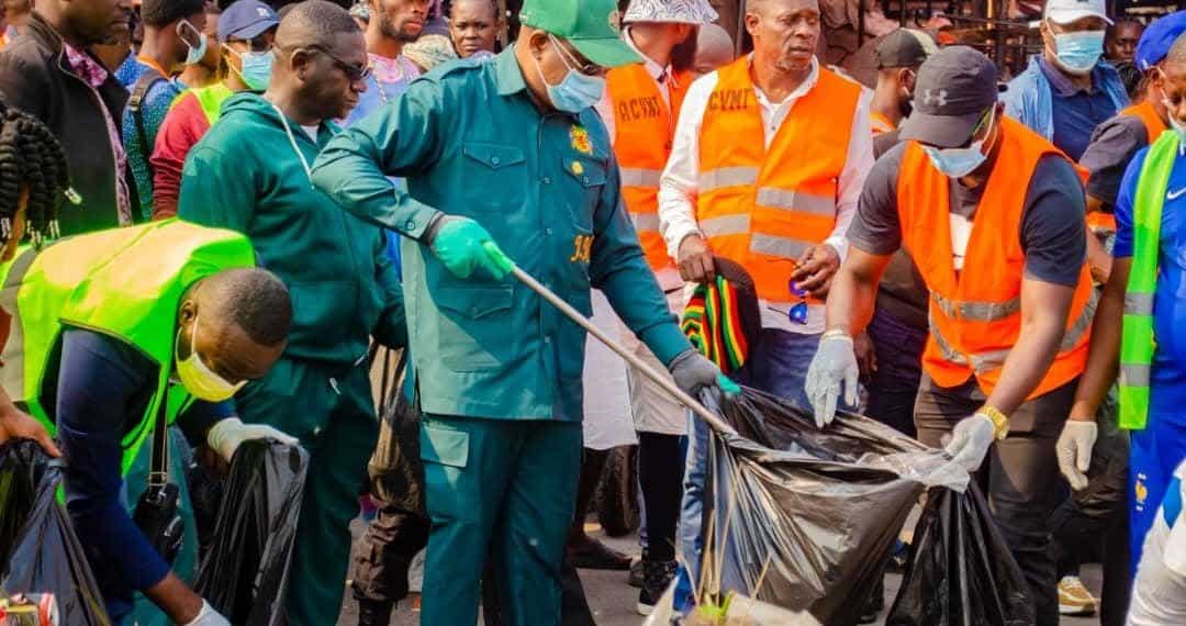 Chasse aux plastiques à Brazzaville : Le plan choc du ministre Mondelé pour métamorphoser la capitale !