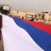 Coopération Congo-Russie : Un drapeau géant de 100 m² hissé à Brazzaville pour célébrer la journée du tricolore russe et la diplomatie culturelle