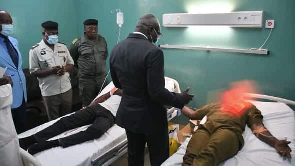 Incidents de Makotimpoko : Le Premier ministre au chevet des deux soldats congolais rapatriés et hospitalisés à Brazzaville