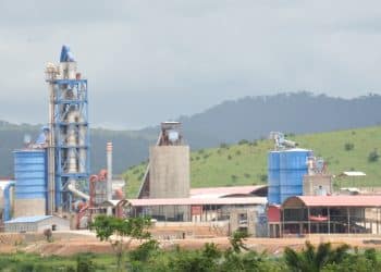 Souveraineté industrielle au Congo : Le ministre Michel Djombo accélère sur le ciment et vise l&rsquo;exportation régionale
