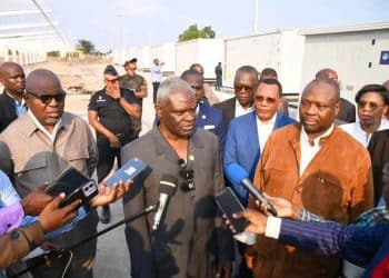 Infrastructures à Brazzaville : Le Premier ministre inspecte cinq chantiers majeurs, du centre aéronautique de Maya-Maya aux méga-centrales solaires !